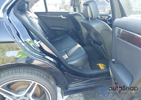 2013 Mercedes-Benz C 300 Luxury 4Matic/Sport 4Matic from USA, damaged, VIN WDDGF8AB4DG144584